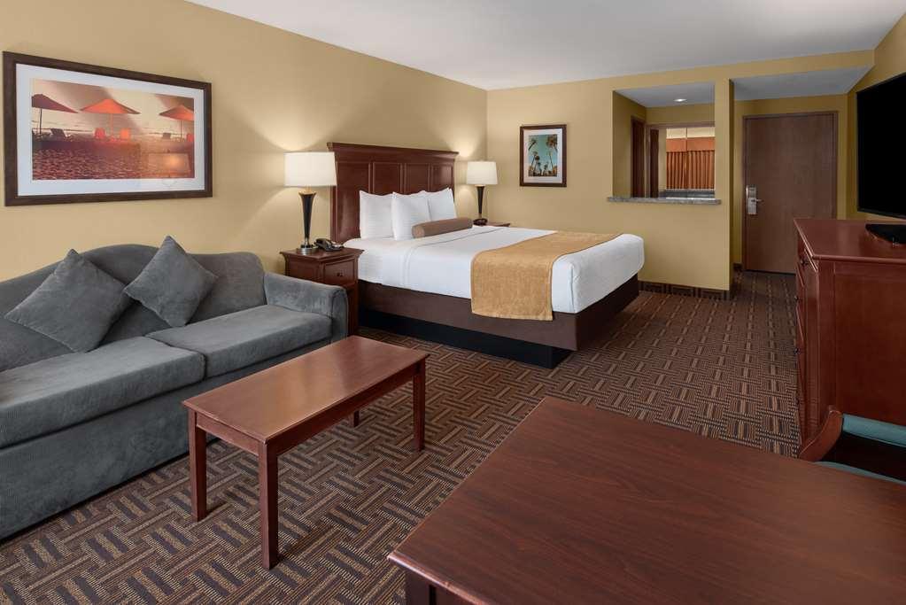 Best Western Plus Redondo Beach Inn Esterno foto